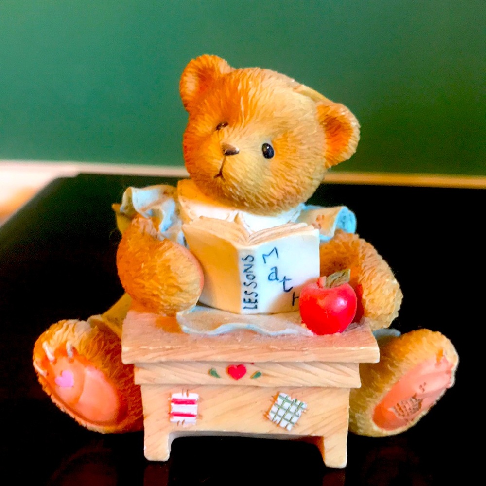 Cherished Teddies - Linda